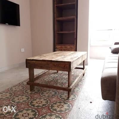 Coffee table pallets style طاولة نص خشب طبليات