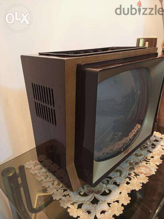 Vintage Antique and Rare TV 1957 Voxson 1
