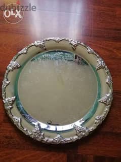 Round tray