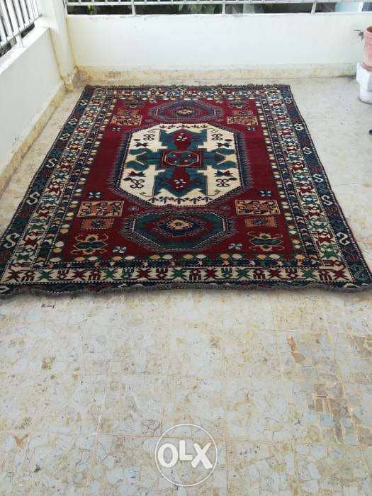 New carpet. Bought from UAE. Size not fitting. 0