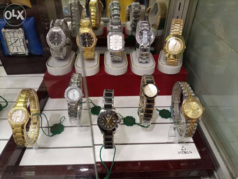 Watch shop for liquidation around 9000 watch 5