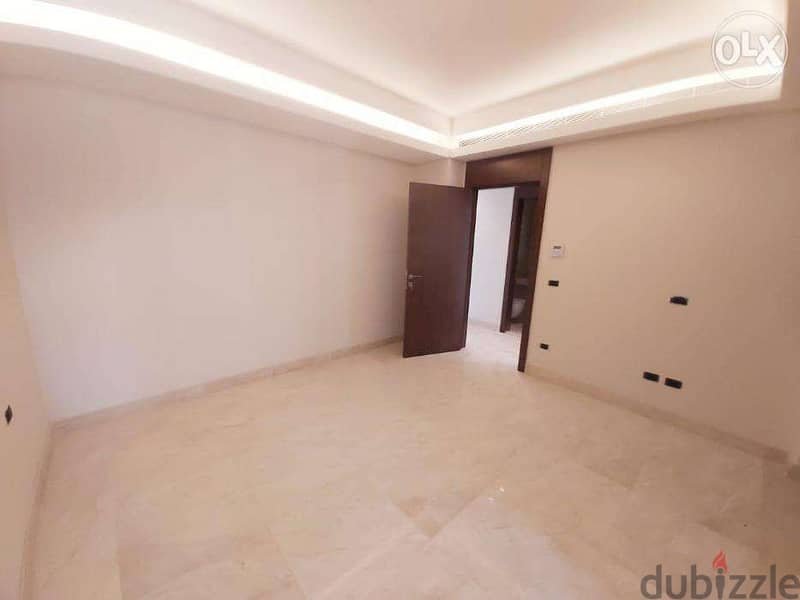 3 bedrooms apartment + garden + pool for sale Ramli el Bayda - Beirut 1