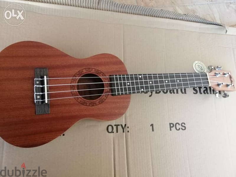 Ukulele 23" 1