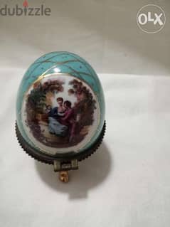 Imperial Limoges egg trinket box