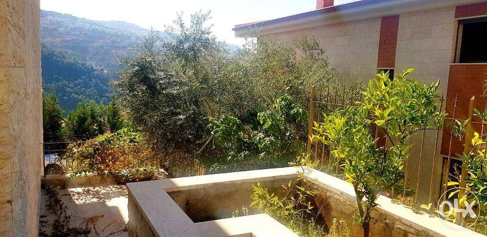 L08787-Villa For Sale In A Well Known Gated Community in Jeita - Cash 2