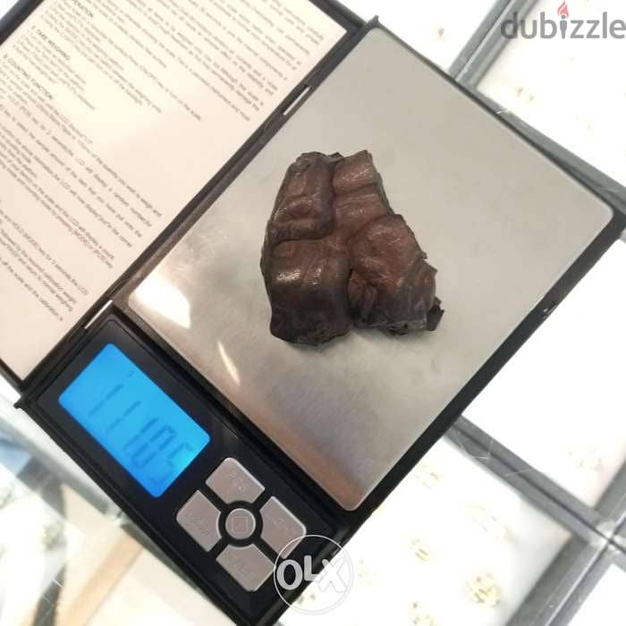 حجر نيرك الغرام 10 دولار meteorite stone 3