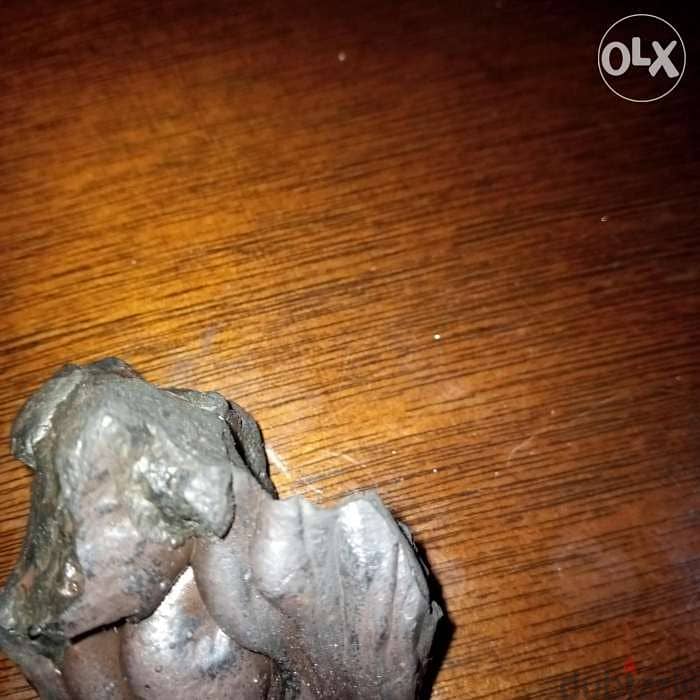 حجر نيرك الغرام 10 دولار meteorite stone 6