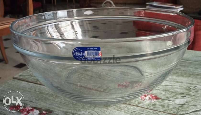 Large Duralex new serving bowl 6$ 3