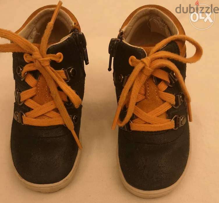 Clarks original kids shoes size 23 / حذاء ولادي 1