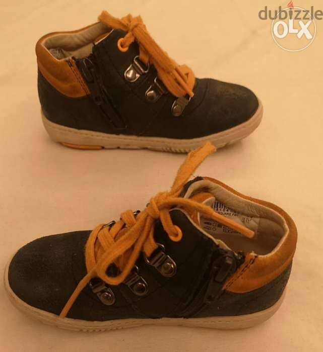 Clarks original kids shoes size 23 / حذاء ولادي 2