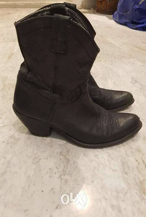 Leather boots size 38 0