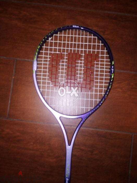 Wilson staff racket mid size head in very good cond 6