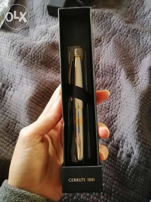 Cerruti pen in box 1