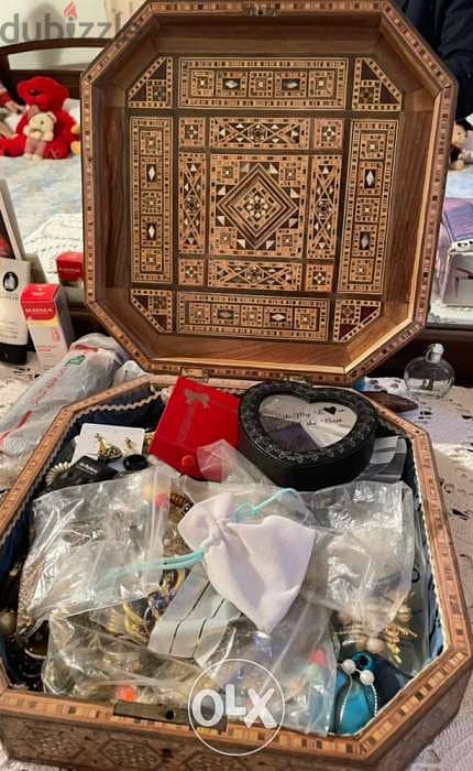 Octagon Wooden Mosaic Box 1