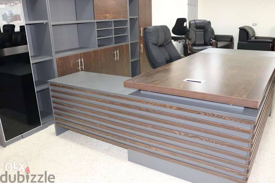Big Office table 220 cm طاولة مكتب بيرو ٢٢٠ سنتم مع روتور وجوارير 3