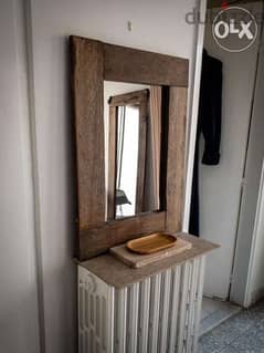 Natural wood small mirror مراية خشب صغيرة