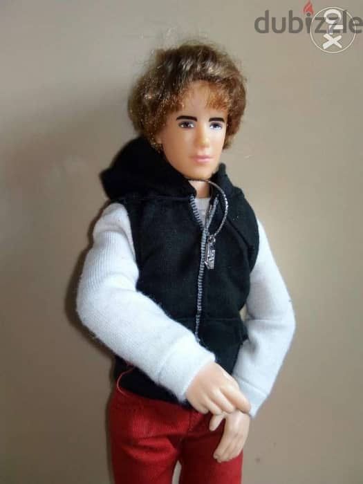 JUSTIN BIEBER Celebrety singer RARE weared as new doll +shoes=18$ 2