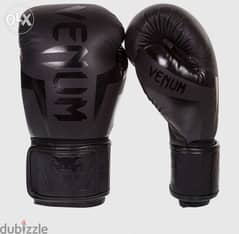 New Venum elite Boxing Gloves 0