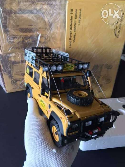 1/18 RARE diecast D110 Land Rover Camel Trophy 1st Edition Almost Real 5