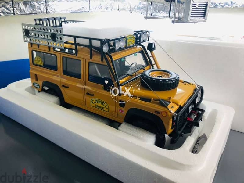 1/18 RARE diecast D110 Land Rover Camel Trophy 1st Edition Almost Real 7