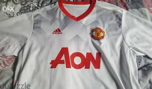 Manchester united Aon Training adidas jersey