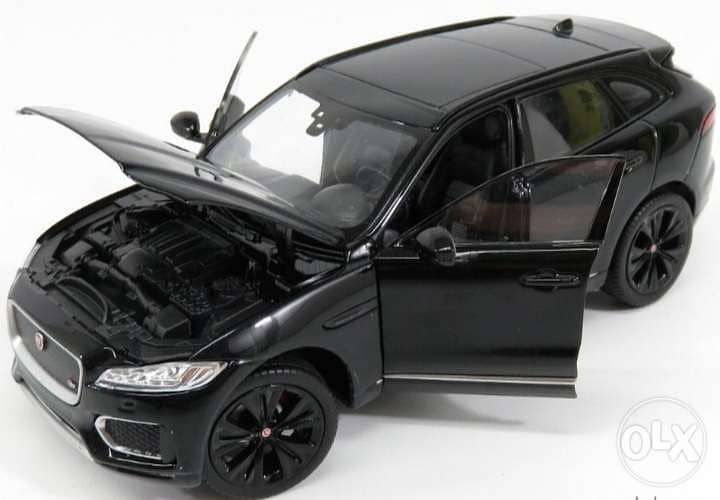 Jaguar F-pace diecast car model 1:24 3