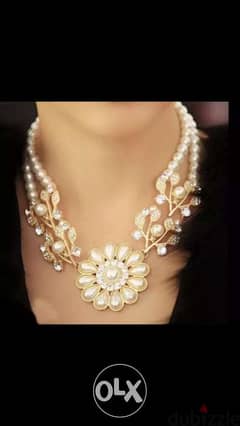 Pearl chain rhinestone Crystal flower necklace artificial