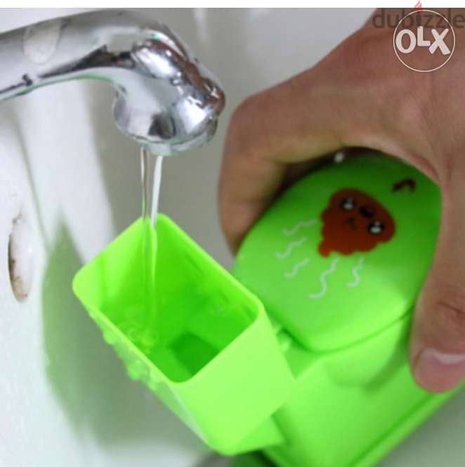 Hilarious toilet water splash prank  toy 2