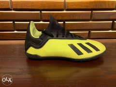 soccer shoes size 33.5
