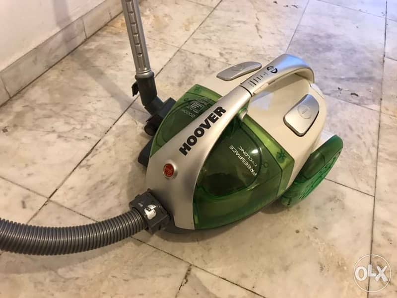 Hoover Freespace TFS7182 1