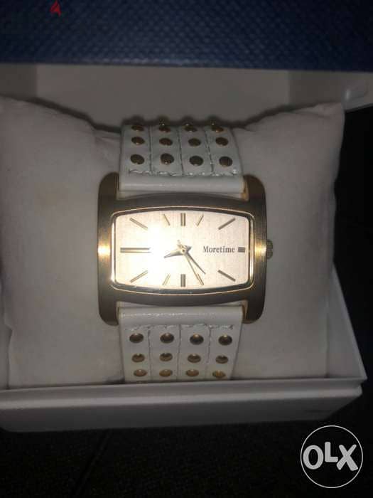 accesories for women, ساعة hand watch, white with gold color 1