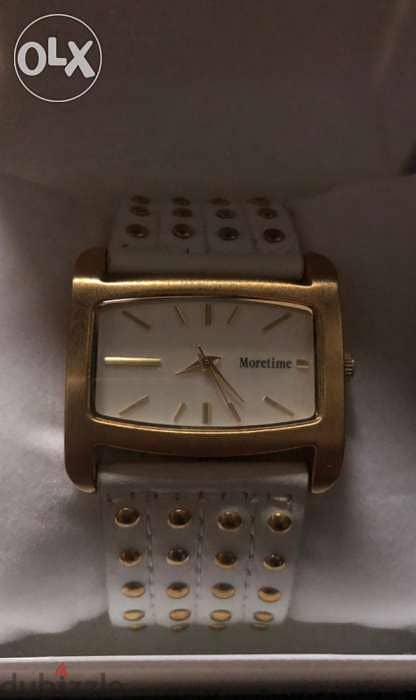accesories for women, ساعة hand watch, white with gold color 3