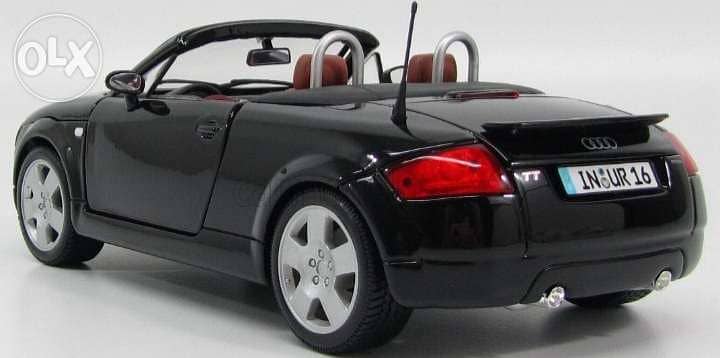 Audi tt Roadster diecast car model 1:18. 2
