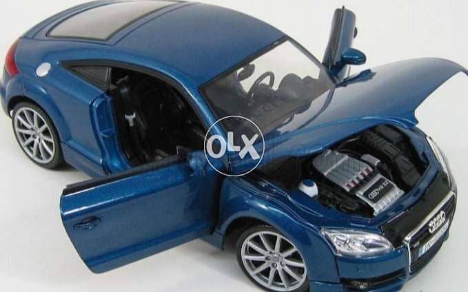 Audi tt Coupe diecast car model 1:18. 5