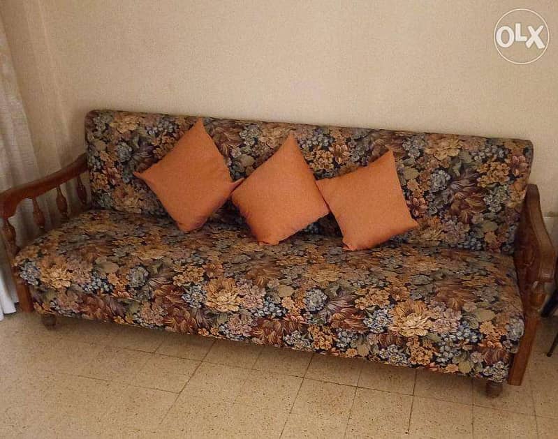 Sofa like new 0