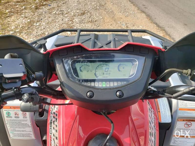 ATV Linhai (by Yamaha) 550CC - 4×4 - meshe 800 km bass! Like new 3