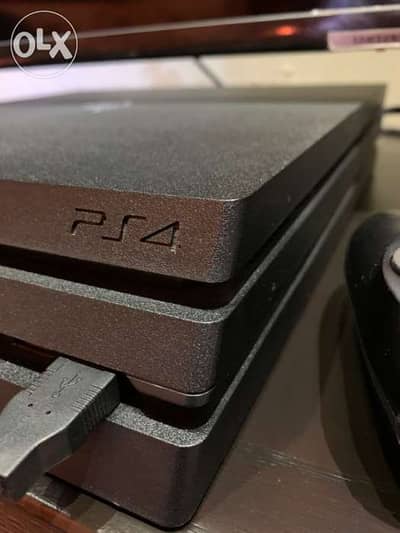 PS4 PRO mint condition