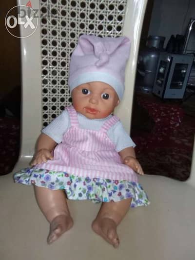 BABY GIRL makes VOICES MEDIUM toy 30 Cm Lebanon made has a disc=13$