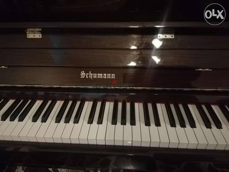 Piano schumann germany 3 pedal like new 3 pedal tuning waranty 1