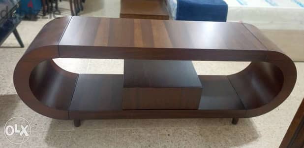 Tv table. طاولة تلفزيون