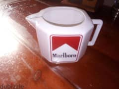 marlboro vintage promotionnal ceramic water/glass jug made in england 0