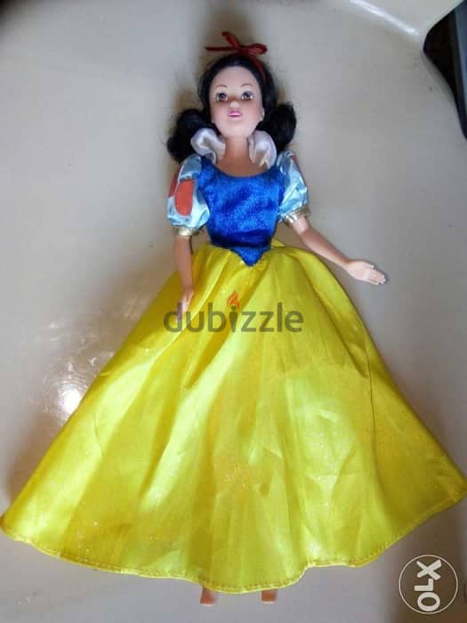 Princess SNOW WHITE Disney original dressed Great doll, bend legs=17$ 1