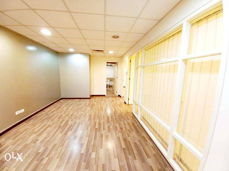 AH22-698 Office for rent in Beirut, Adlieh, 143m2, $1,666 cash 0