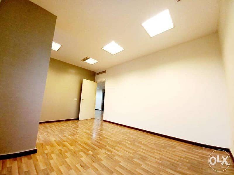 AH22-698 Office for rent in Beirut, Adlieh, 143m2, $1,666 cash 7