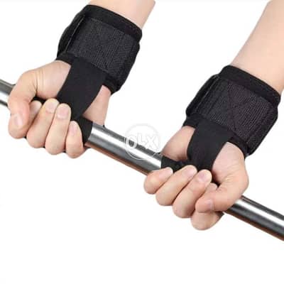 Weightlifting straps including wrist support