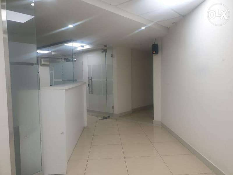 L08904-Ground floor office For Rent in Hazmieh Highway 2