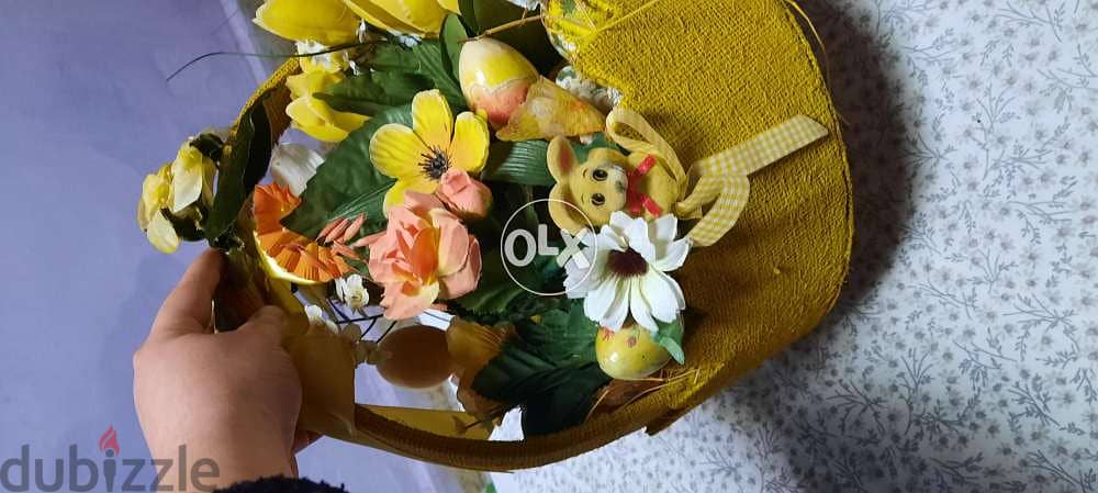 Beautiful decorated Easter basket 4