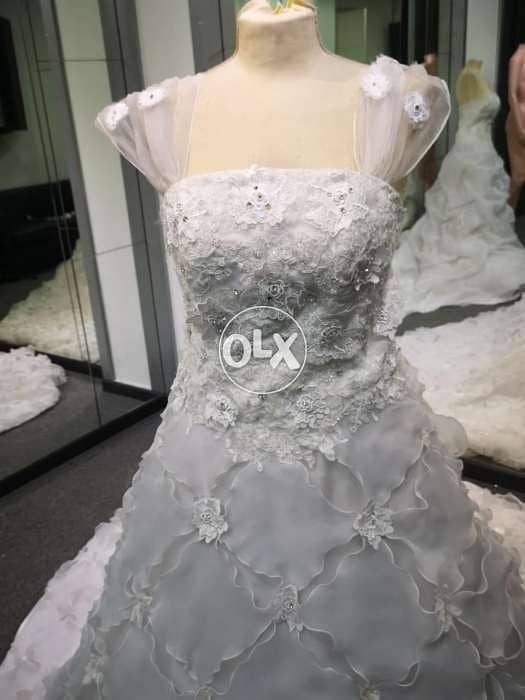 Wedding dress for sale 2