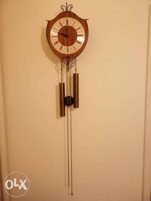 ساعة انتيك خشب و فرفوجيه ألمانية تعمل بشكل ممتاز مع pendulum 1