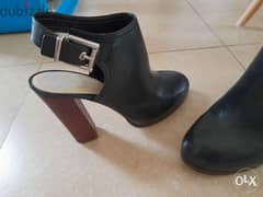 Vince Camuto size 39-40 new